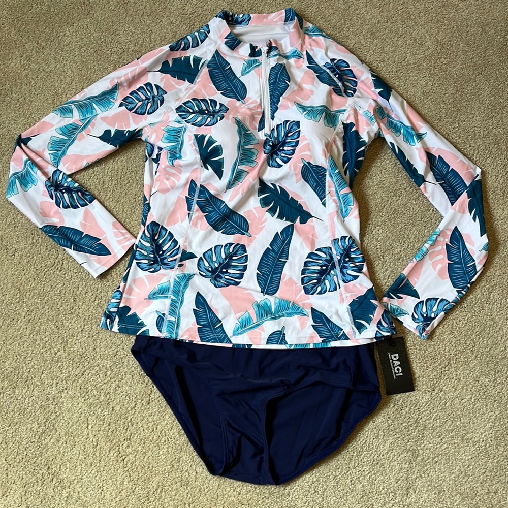 DACI RASHGUARD TOP BIKINI WITH BLUE BOTTOM